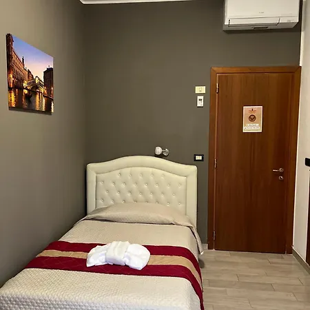 Otel Miro 3*